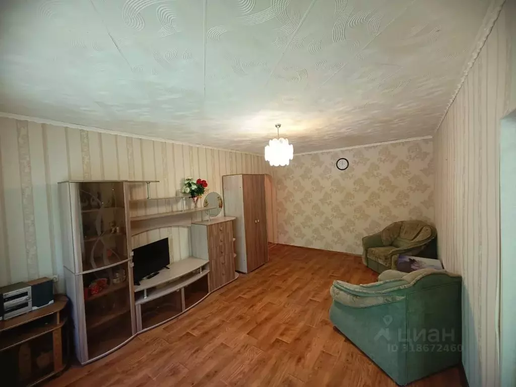 2-к кв. Свердловская область, Серов Автодорожная ул., 8 (51.2 м) - Фото 0