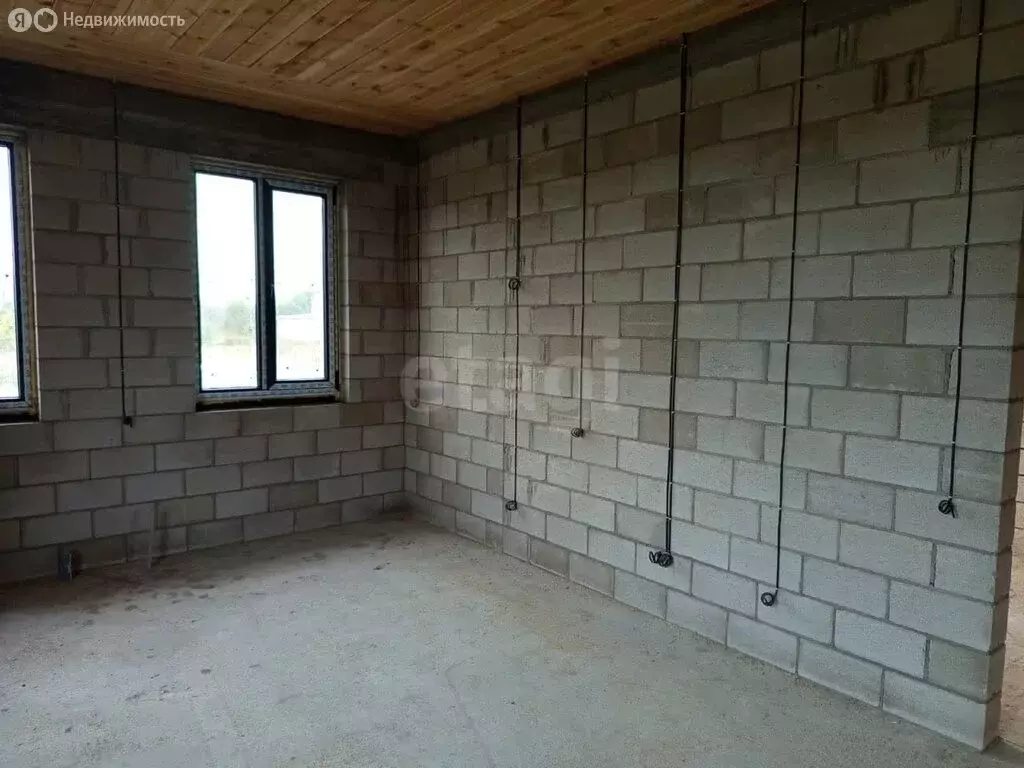 Дом в село Гизель, улица Калинина (180 м) - Фото 2