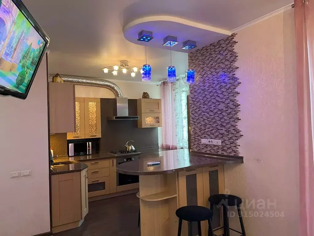 2-к кв. Орловская область, Орел наб. Дубровинского, 66 (63.0 м) - Фото 1
