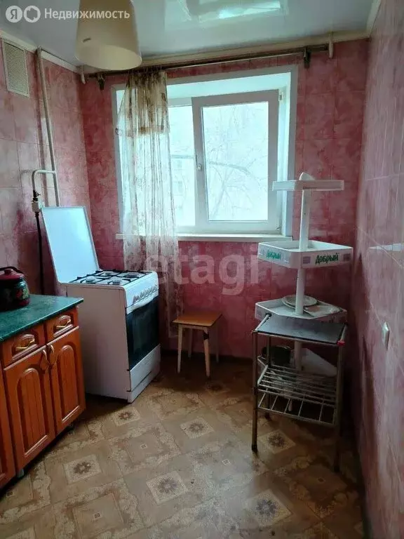 2-комнатная квартира: Челябинск, улица Дзержинского, 18 (45 м) - Фото 1