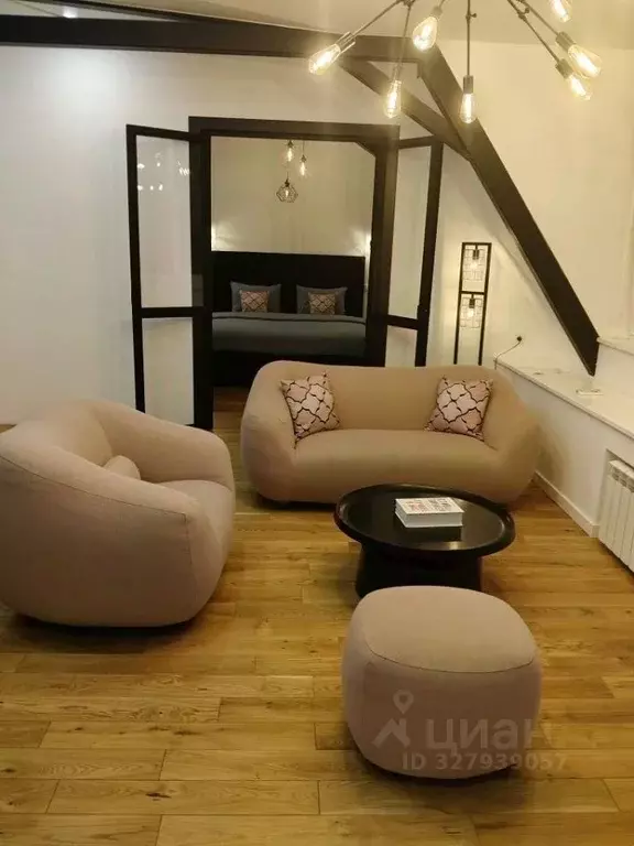 3-к кв. Москва ул. Петровка, 17С2 (100.0 м) - Фото 1