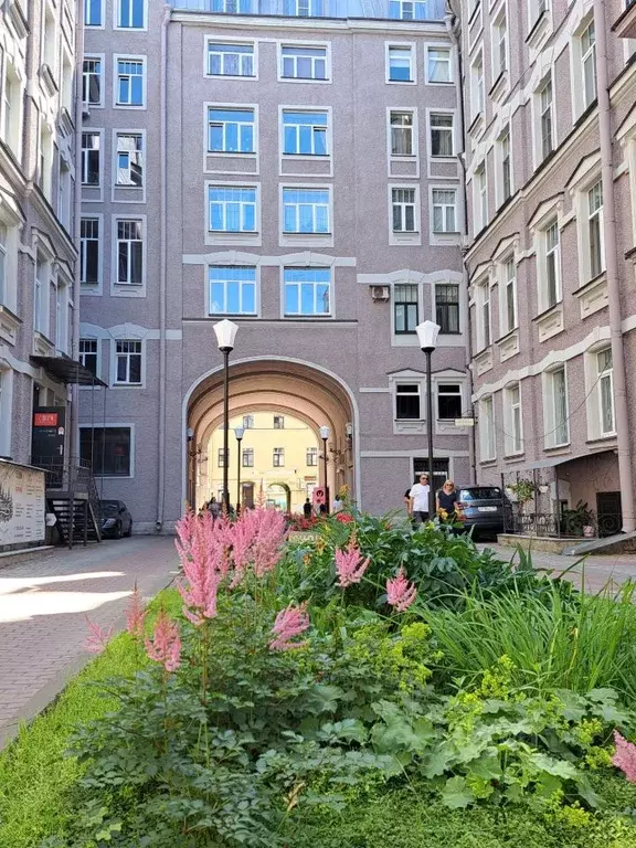 2-к кв. Санкт-Петербург Невский просп., 88 (68.0 м) - Фото 0