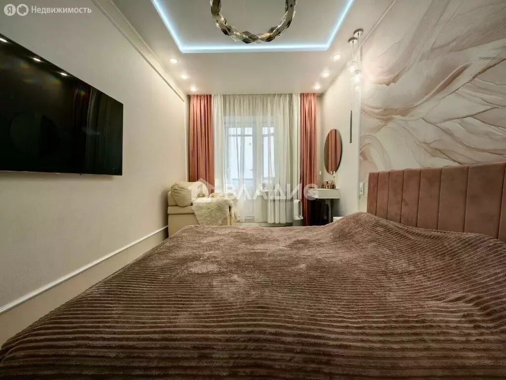 2-комнатная квартира: Смоленск, 2-я Киевская улица, 18А (67 м) - Фото 1