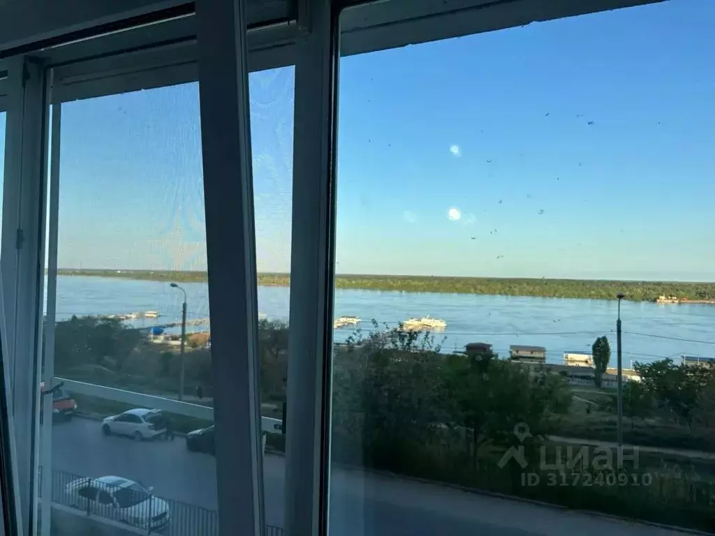 1-к кв. Волгоградская область, Волгоград ул. Тулака, 1А (50.0 м) - Фото 0