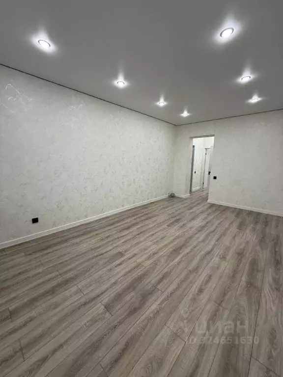 1-к кв. Татарстан, Казань ул. Максимова, 33 (37.9 м) - Фото 1