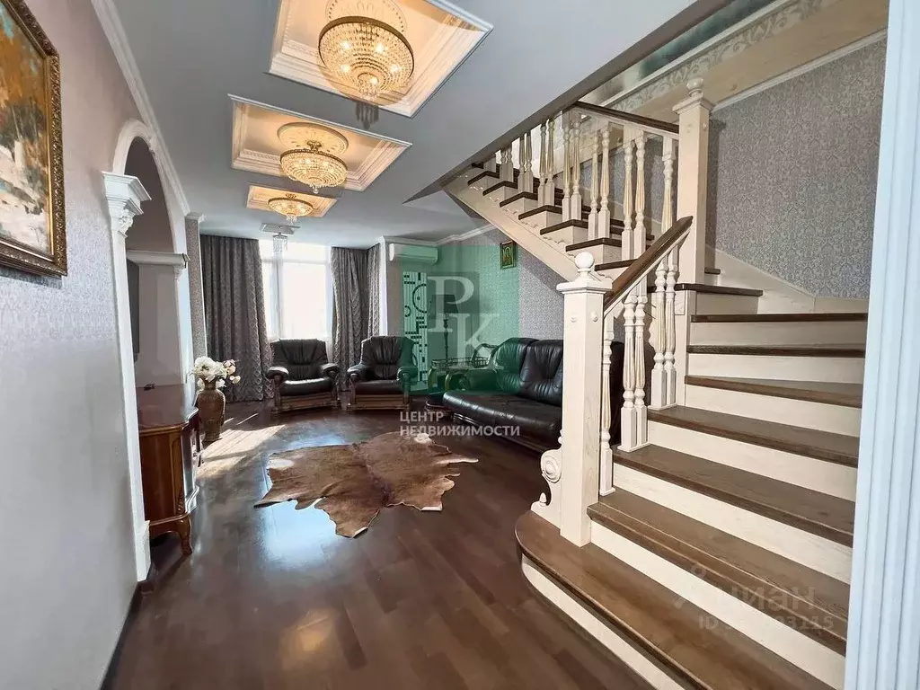 5-к кв. Севастополь просп. Античный, 64к5 (170.5 м) - Фото 2