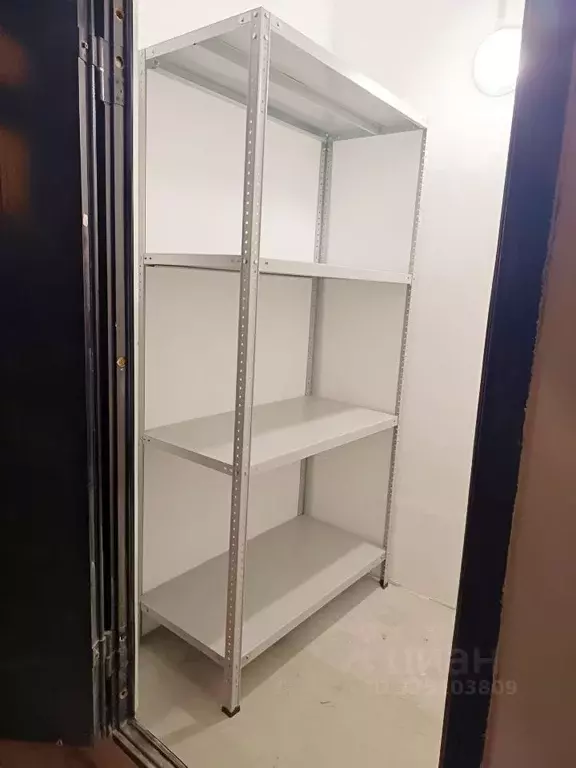 Гараж в Московская область, Химки ул. Юннатов, 21к13 (2 м) - Фото 1