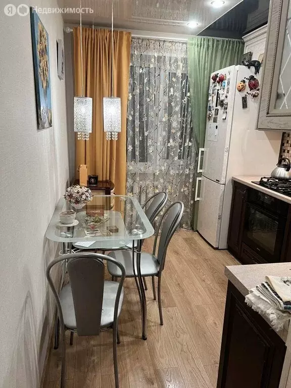 2-комнатная квартира: Новомосковск, Городская площадь (49 м) - Фото 1