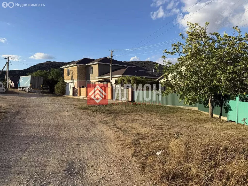 Участок в Старый Крым, улица Гагарина (6 м) - Фото 1