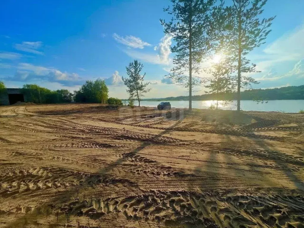 Участок в Коми, Сыктывкар городской округ, Краснозатонский пгт ул. ... - Фото 1