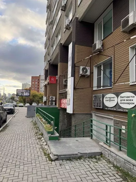 Помещение свободного назначения в Свердловская область, Екатеринбург ... - Фото 1