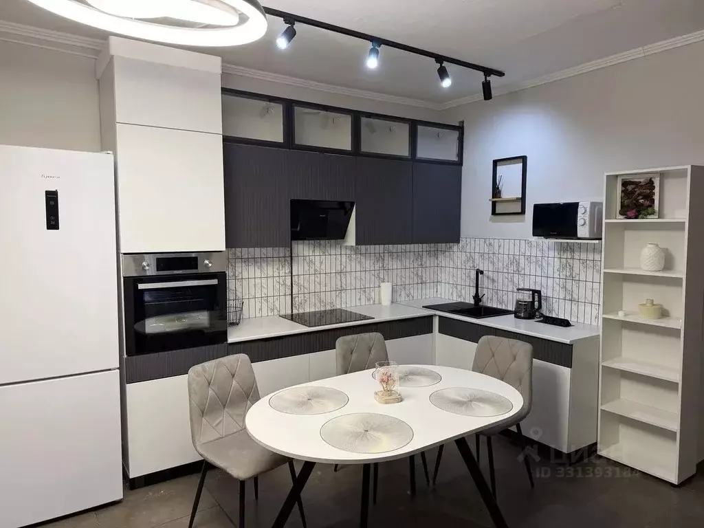 3-к кв. Московская область, Красногорск бул. Павшинский, 34 (90.0 м) - Фото 1