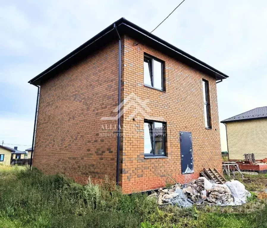 Дом в Татарстан, Лаишевский район, Никольское с/пос, с. Сапуголи, ... - Фото 1