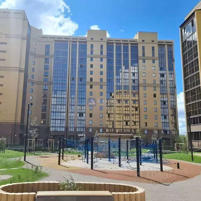 2-к кв. Тюменская область, Тюмень ул. Тимофея Кармацкого, 5 (91.5 м) - Фото 1