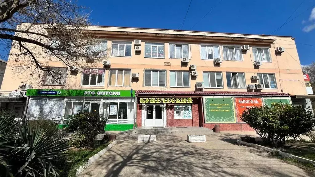 Помещение свободного назначения в Севастополь ул. Коммунистическая, ... - Фото 0
