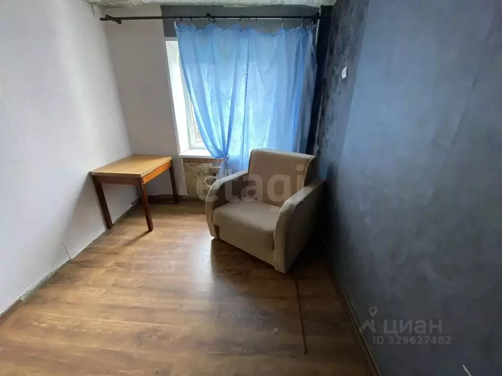 Комната Белгородская область, Губкин ул. Раевского, 7 (11.7 м) - Фото 1