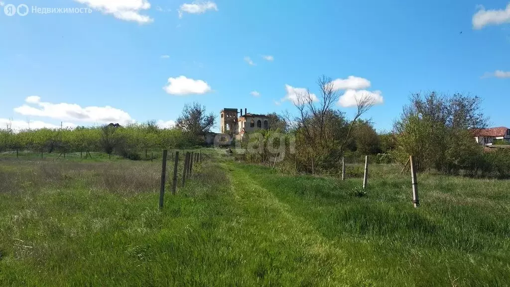 Участок в Сакский район, Ореховское сельское поселение, село Чеботарка ... - Фото 0