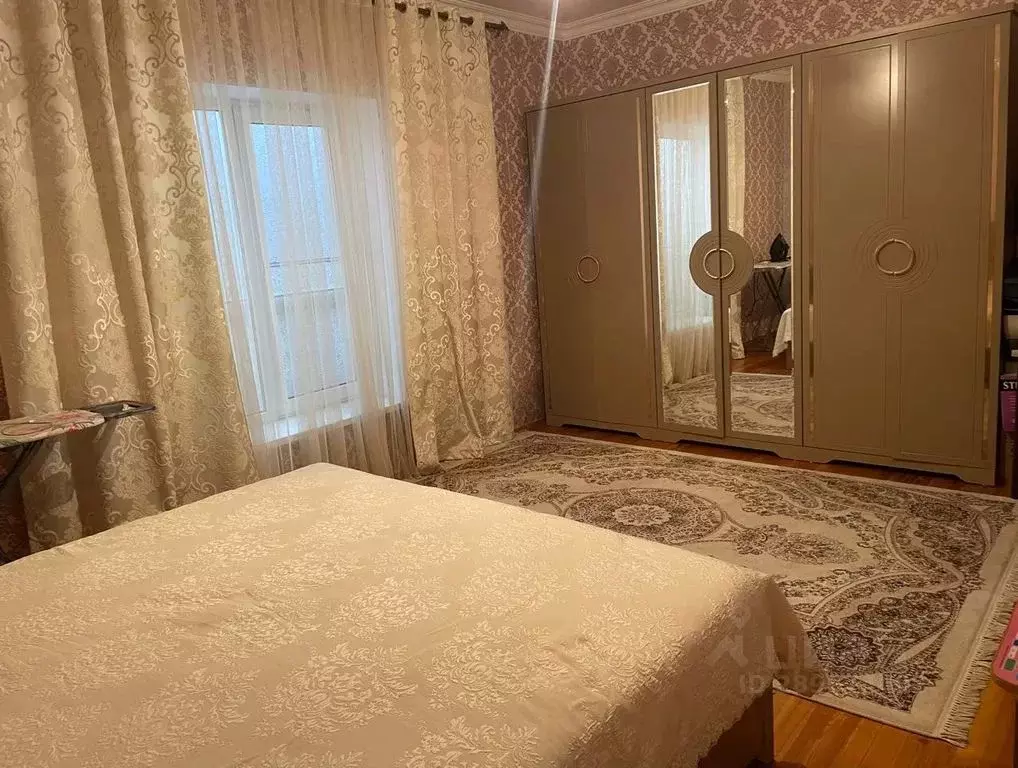 Дом в Дагестан, Дербент ул. Х. Тагиева, 8М (100 м) - Фото 0