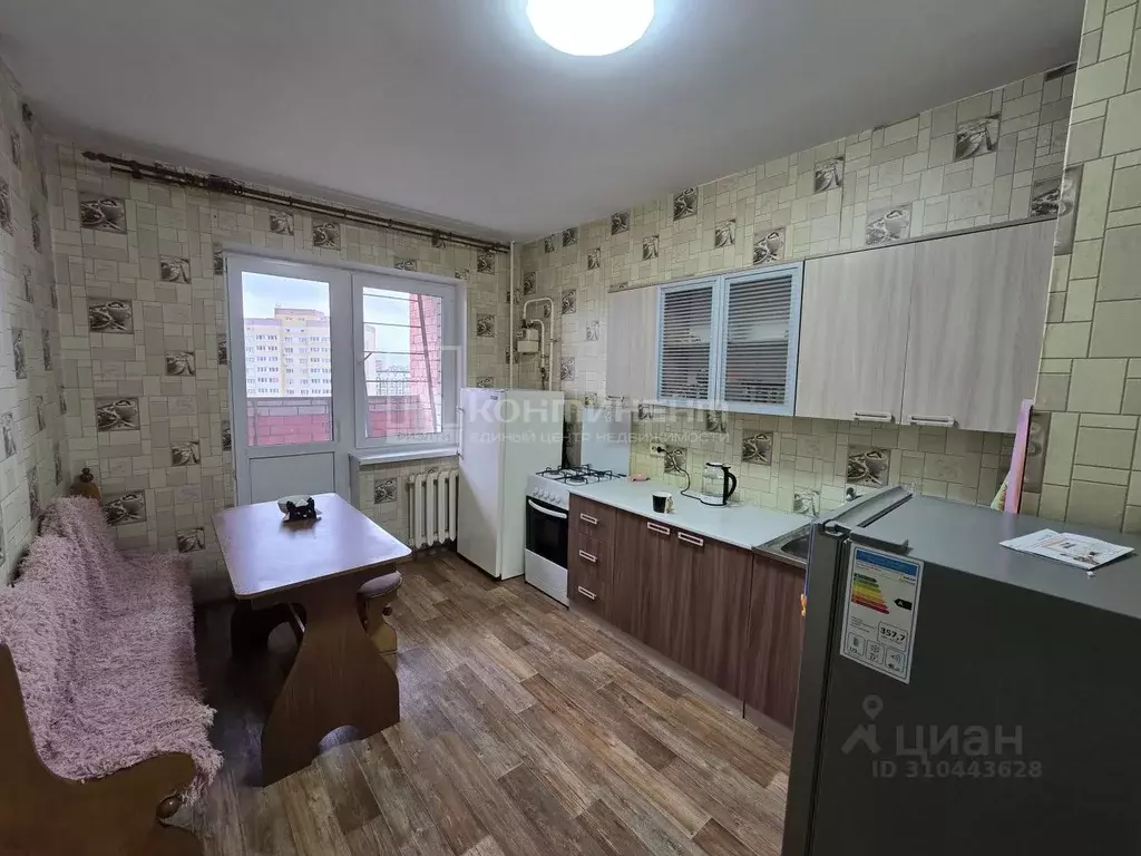 1-к кв. Владимирская область, Ковров ул. Строителей, 28 (40.0 м) - Фото 0