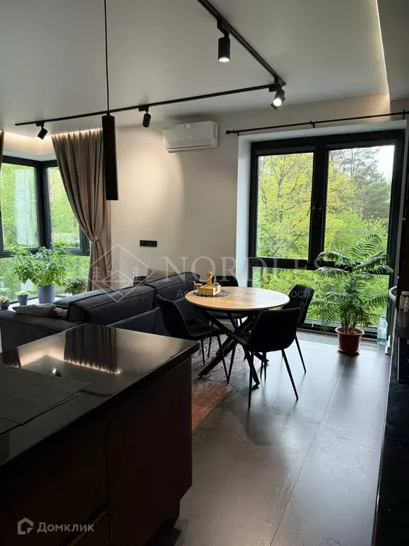 Продаётся 2-к квартира, 68.1 м - Фото 0
