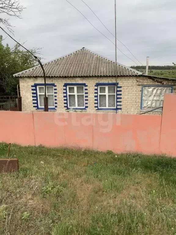 Дом в Белгородская область, Ровеньский район, с. Ладомировка ул. ... - Фото 0