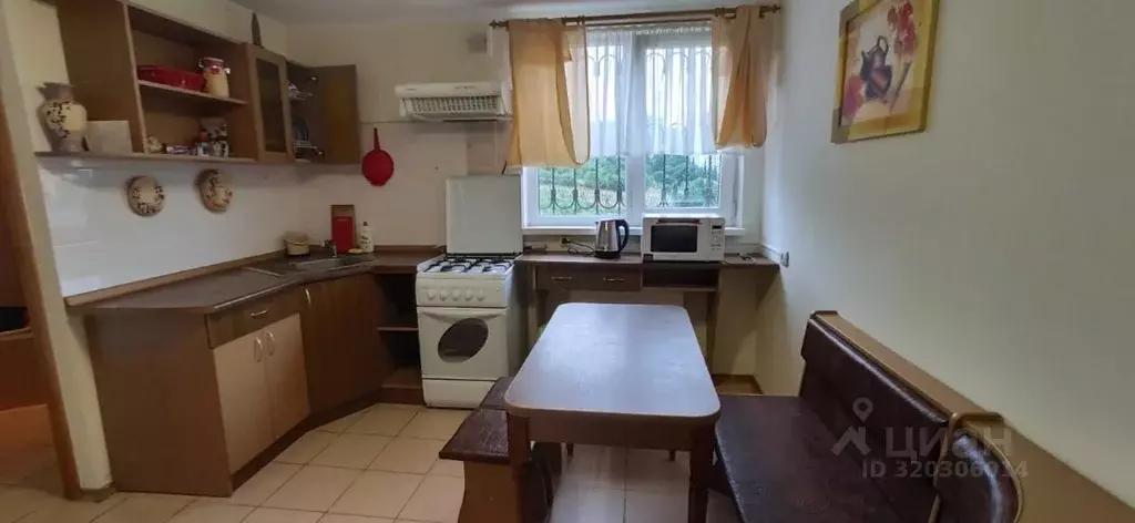 Дом в Крым, Алушта муниципальный округ, Партенит пгт ул. Приозерная ... - Фото 1