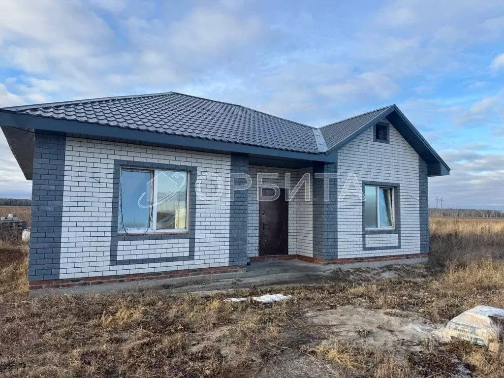 Дом в Тюменская область, Тюменский муниципальный округ, с. Каменка  ... - Фото 1