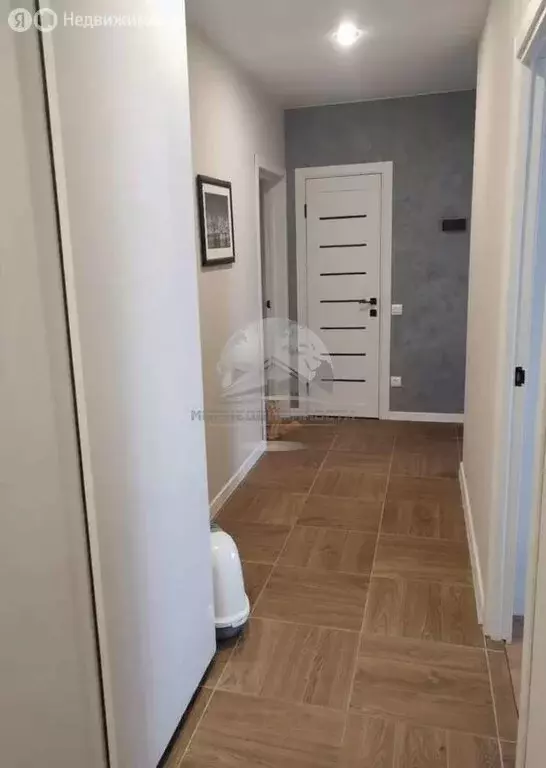 3-комнатная квартира: Великий Новгород, Державинский район, улица ... - Фото 2