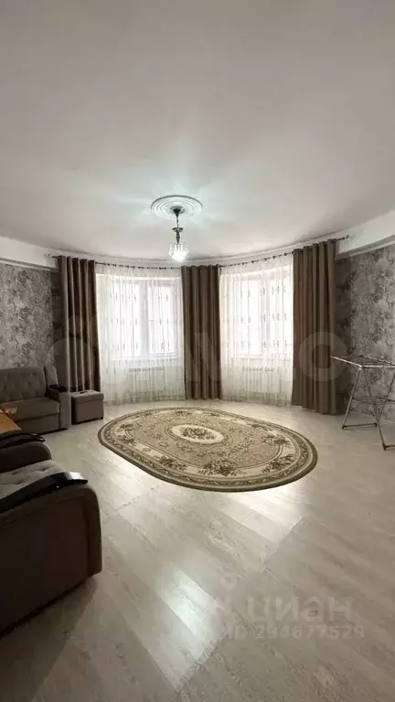 2-к. квартира, 85 м, 10/12 эт. - Фото 1