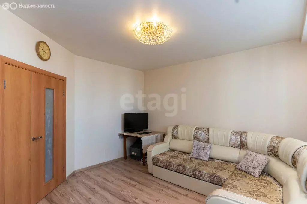 2-комнатная квартира: Тюмень, улица Василия Гольцова, 3 (53 м) - Фото 2