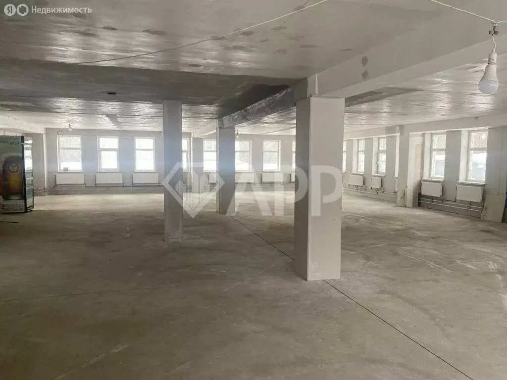 Торговая площадь (250 м) - Фото 2