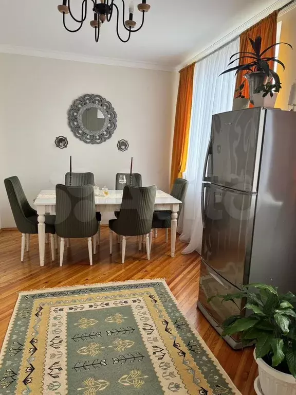 3-к. квартира, 130 м, 6/6 эт. - Фото 1