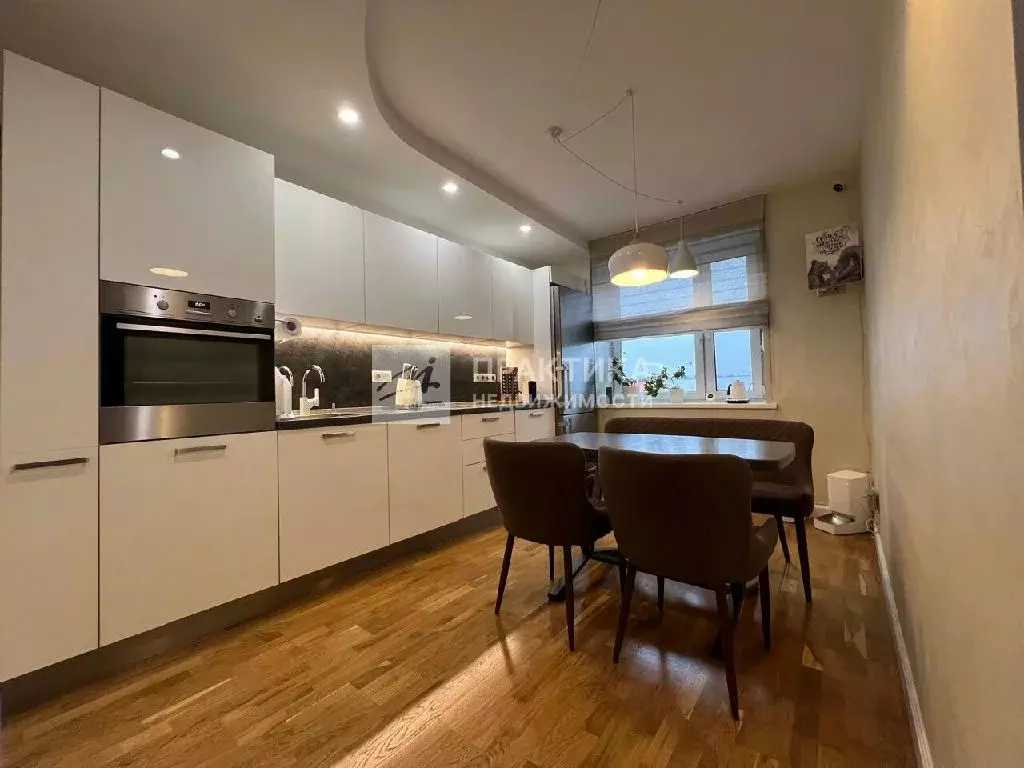 Продается 3-комнатная квартира - Фото 1