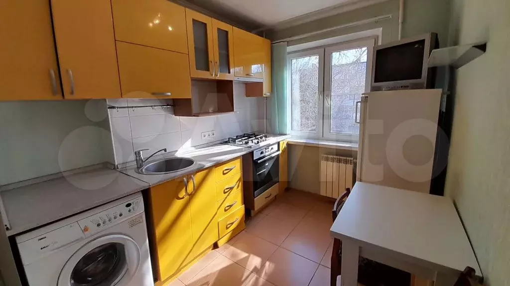 3-к. квартира, 62 м, 3/5 эт. - Фото 0