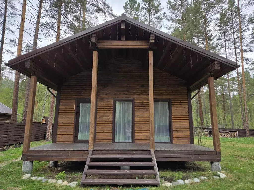 Дом в Алтай, Чемальский район, пос. Усть-Сема  (50 м) - Фото 1