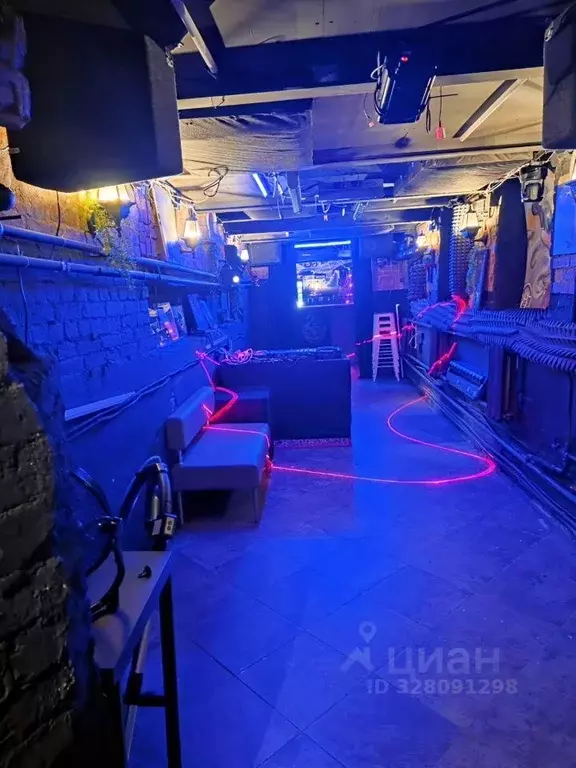 Помещение свободного назначения в Свердловская область, Екатеринбург ... - Фото 1