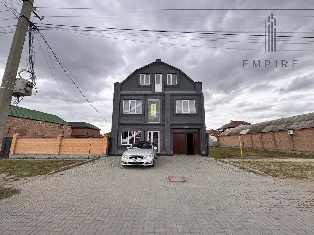 Помещение свободного назначения в Чеченская республика, Грозный ул. ... - Фото 1