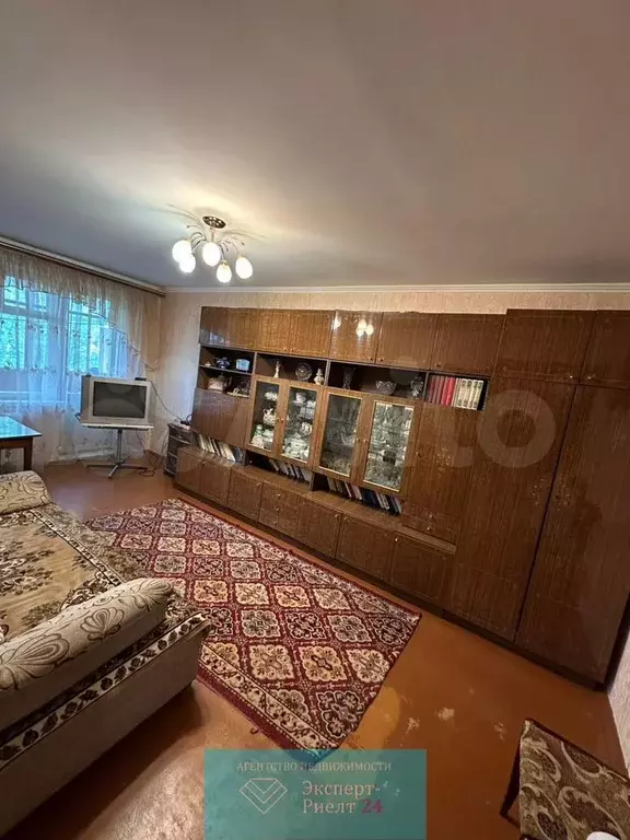 3-к. квартира, 69,7 м, 2/4 эт. - Фото 0