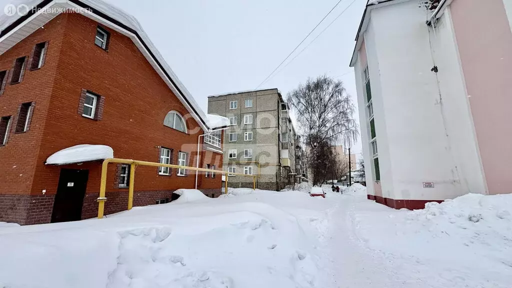 Торговая площадь (370 м) - Фото 2