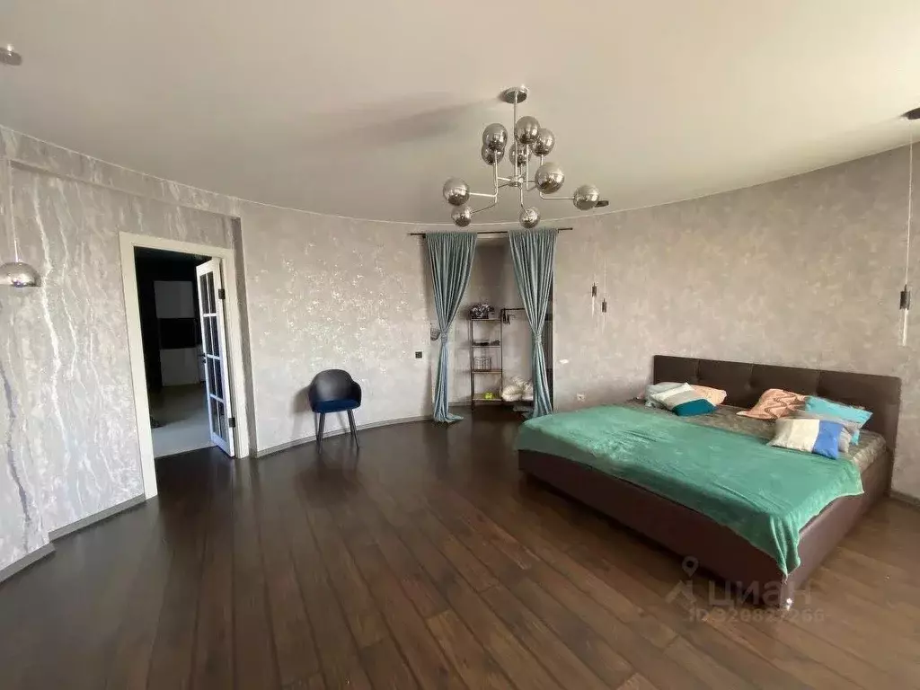 2-к кв. Амурская область, Благовещенск Октябрьская ул., 197 (78.0 м) - Фото 1