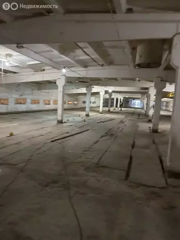 Помещение свободного назначения (1500 м) - Фото 1