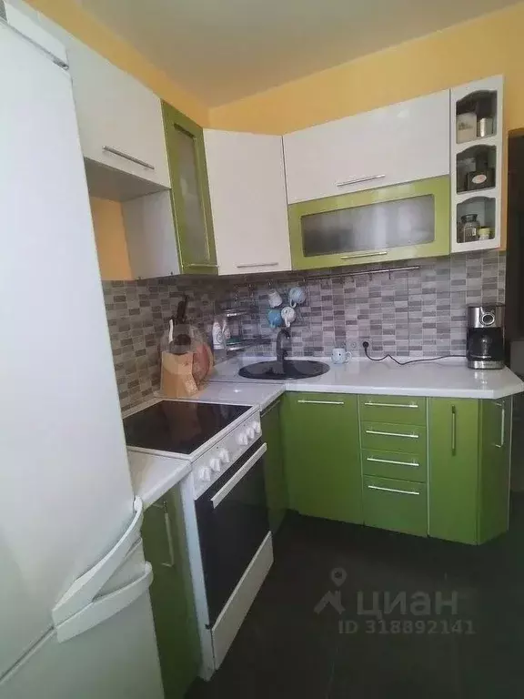 2-к кв. Новосибирская область, Новосибирск Академгородок мкр, просп. ... - Фото 0