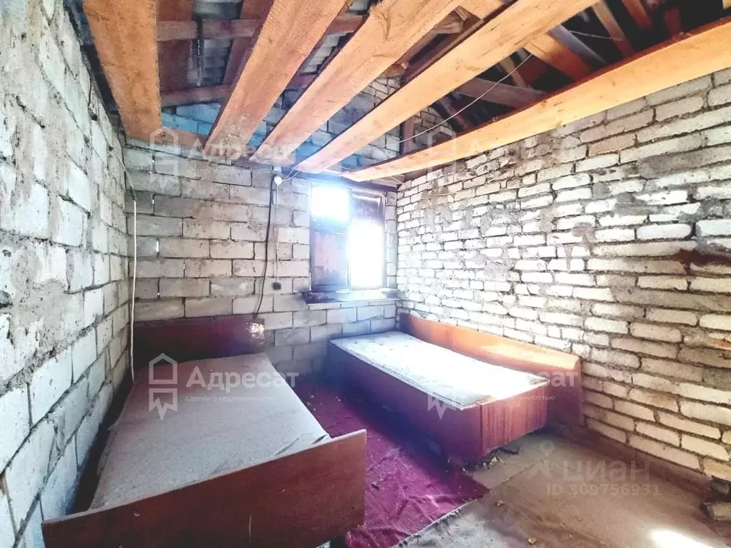 Дом в Волгоградская область, Волгоград Дзержинец СНТ, Степной массив, ... - Фото 1