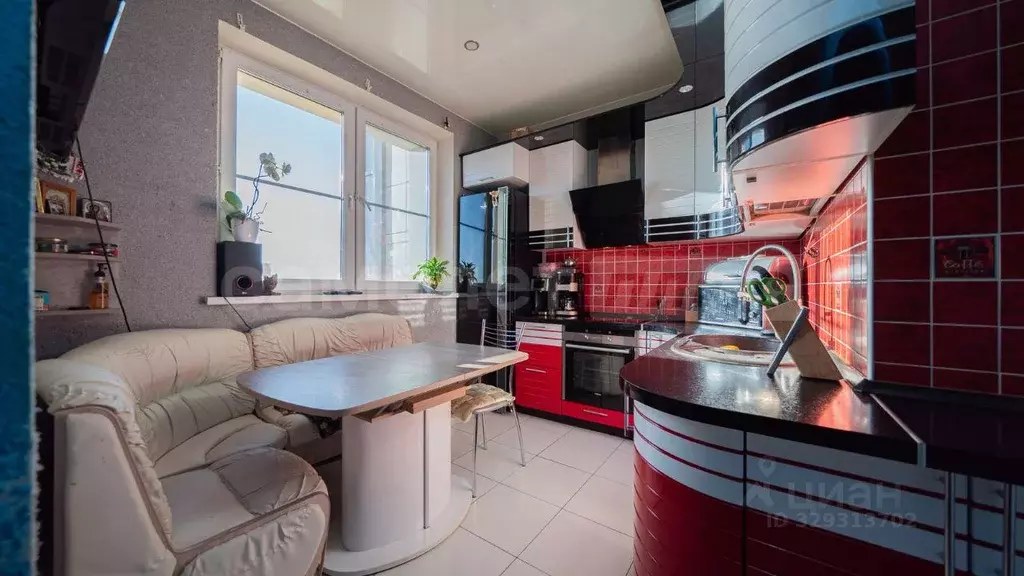 Квартира, 3 комнаты, 63.8 м - Фото 1