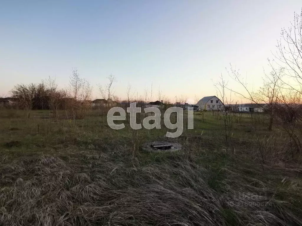 Участок в Белгородская область, Валуйки Новоездоцкое мкр,  (10.0 сот.) - Фото 1