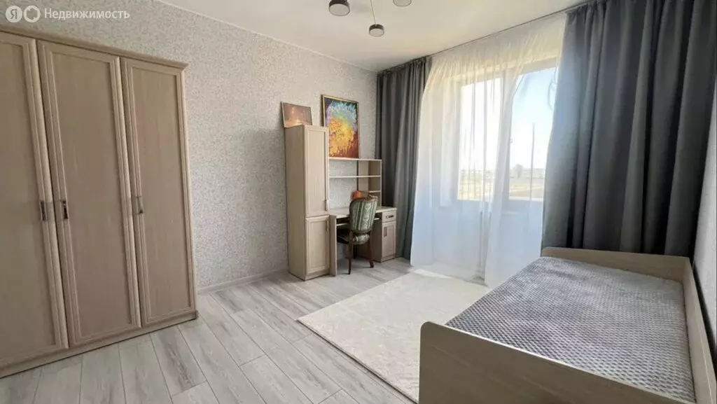 Дом в село Уютное, Гурзуфская улица, 16 (215 м) - Фото 1