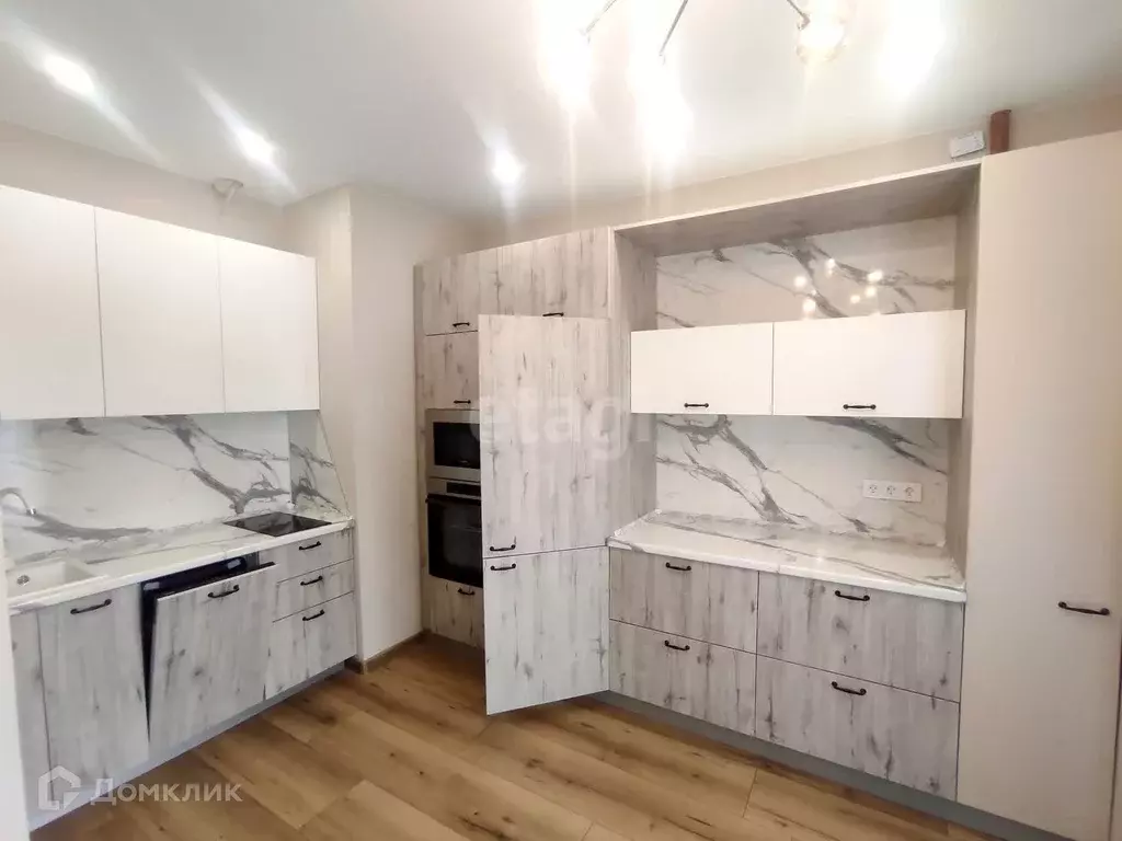 Продаётся 2-к квартира, 60.9 м - Фото 1