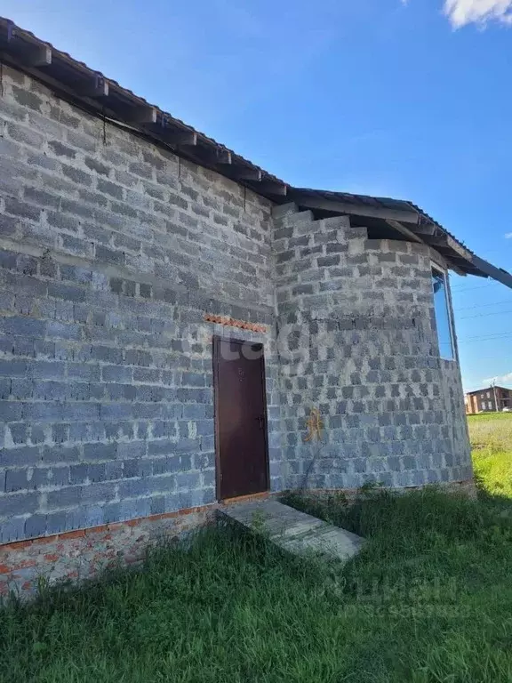 Дом в Белгородская область, Белгородский район, с. Стрелецкое, ... - Фото 1