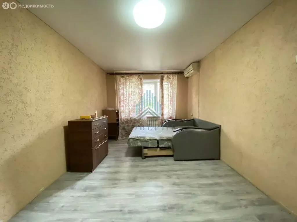 1-комнатная квартира: Астрахань, улица Тренёва, 3 (30 м) - Фото 1