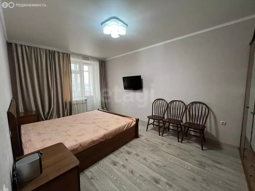 2-комнатная квартира: Черкесск, улица Космонавтов, 100А/1 (70 м) - Фото 1